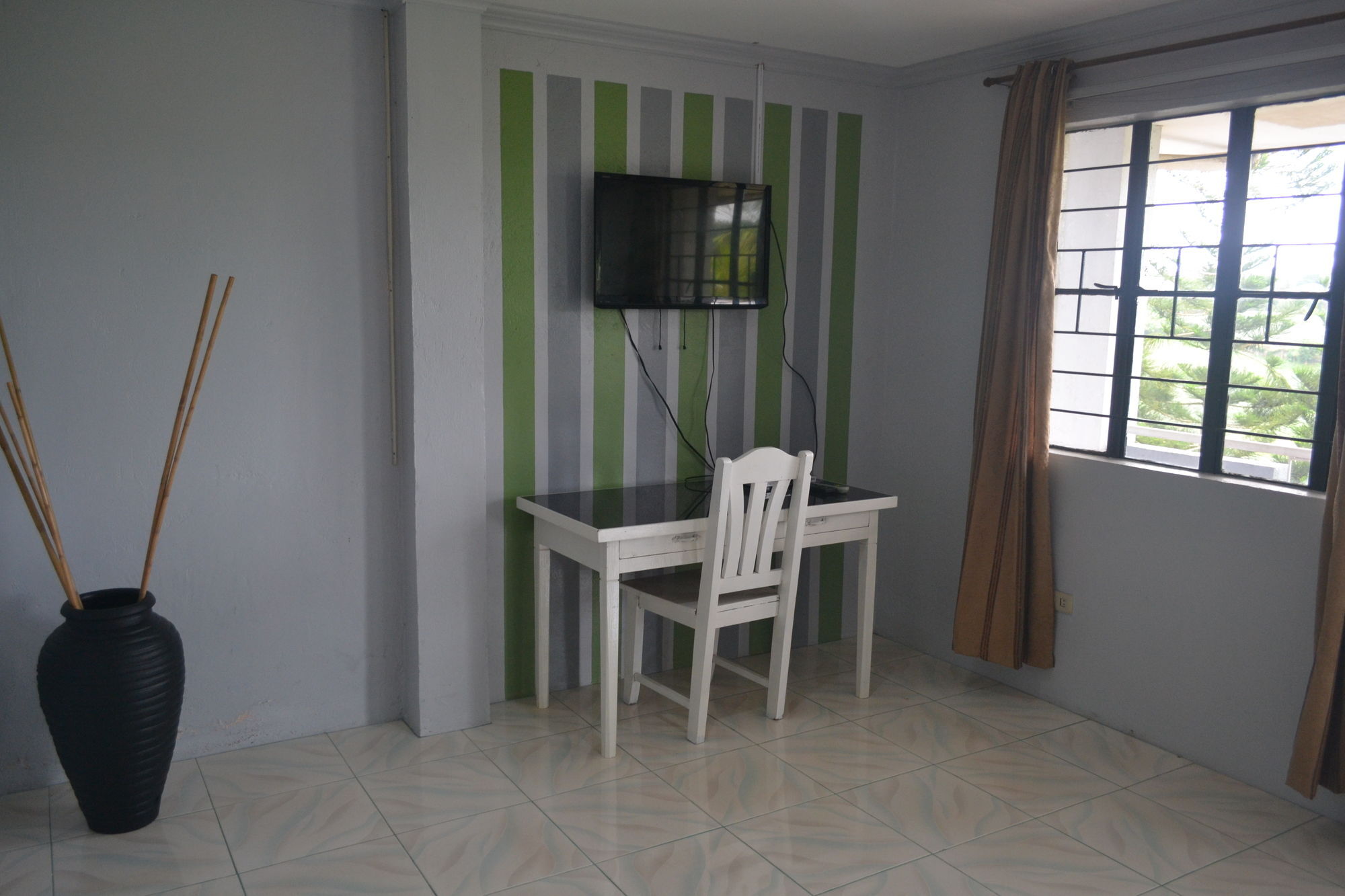 El Paso Inn Tagaytay City Exteriör bild